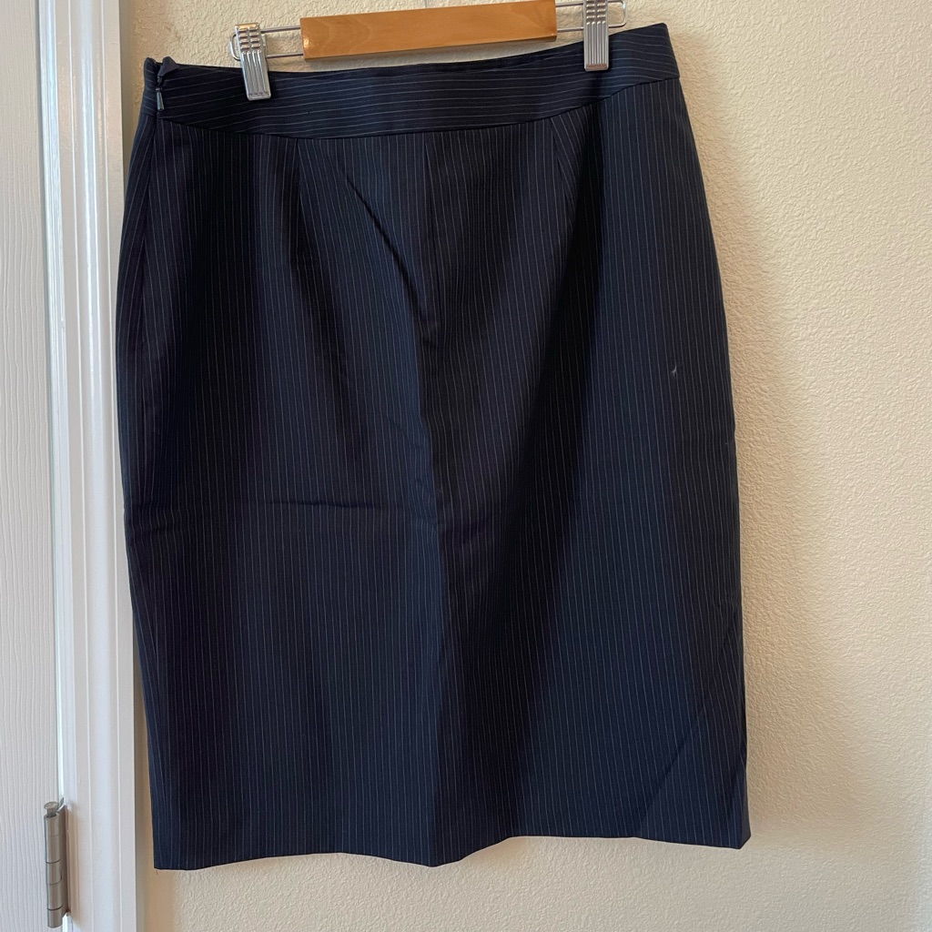 Brand New Brooks Brothers Skirt Size 6 Navy Blue